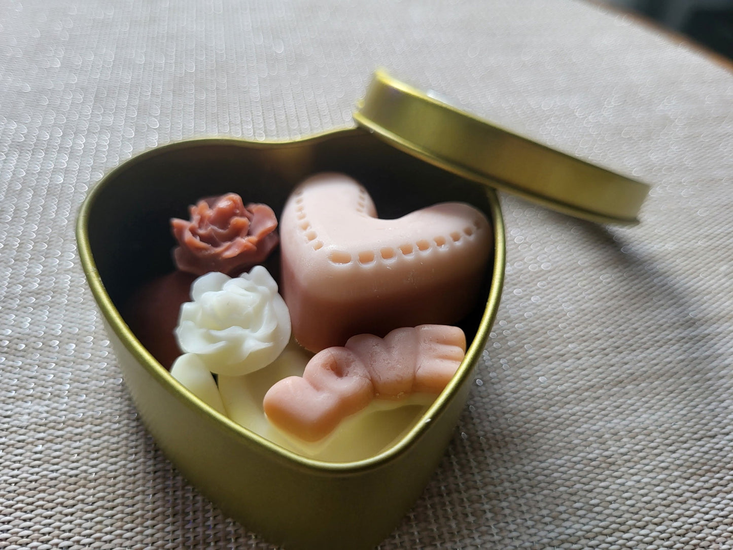 LUXE Melt Set, 4oz Heart Tin