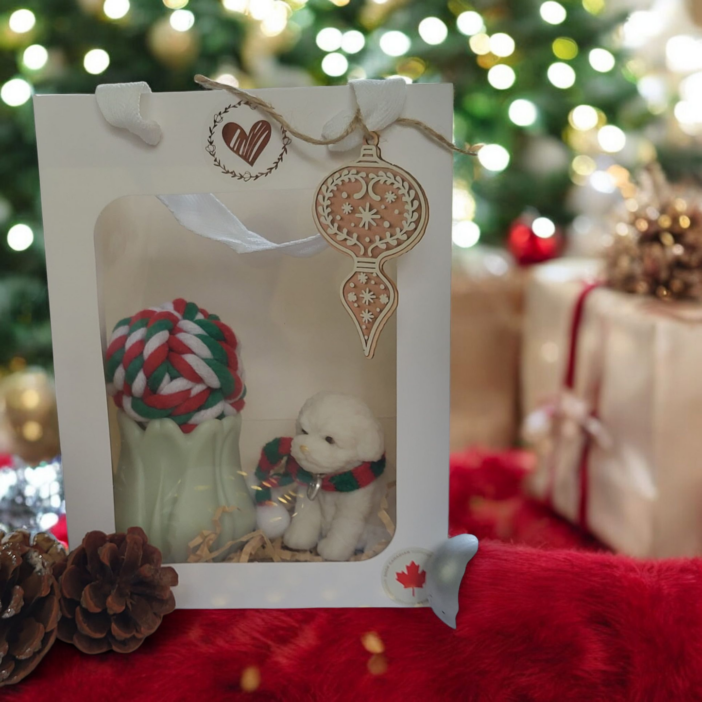 HOLIDAY PAWS COLLECTION