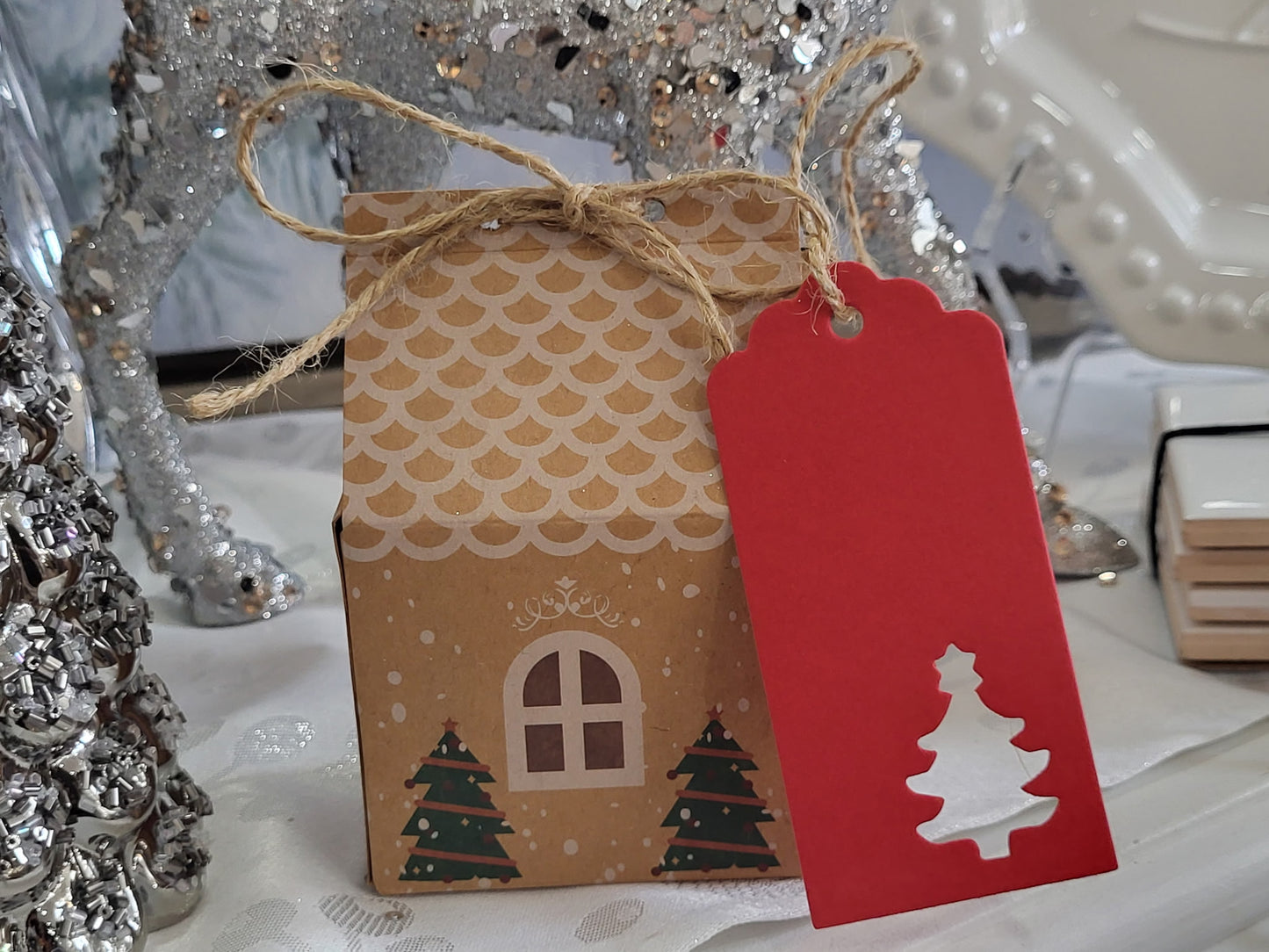 Holiday scent charms melts